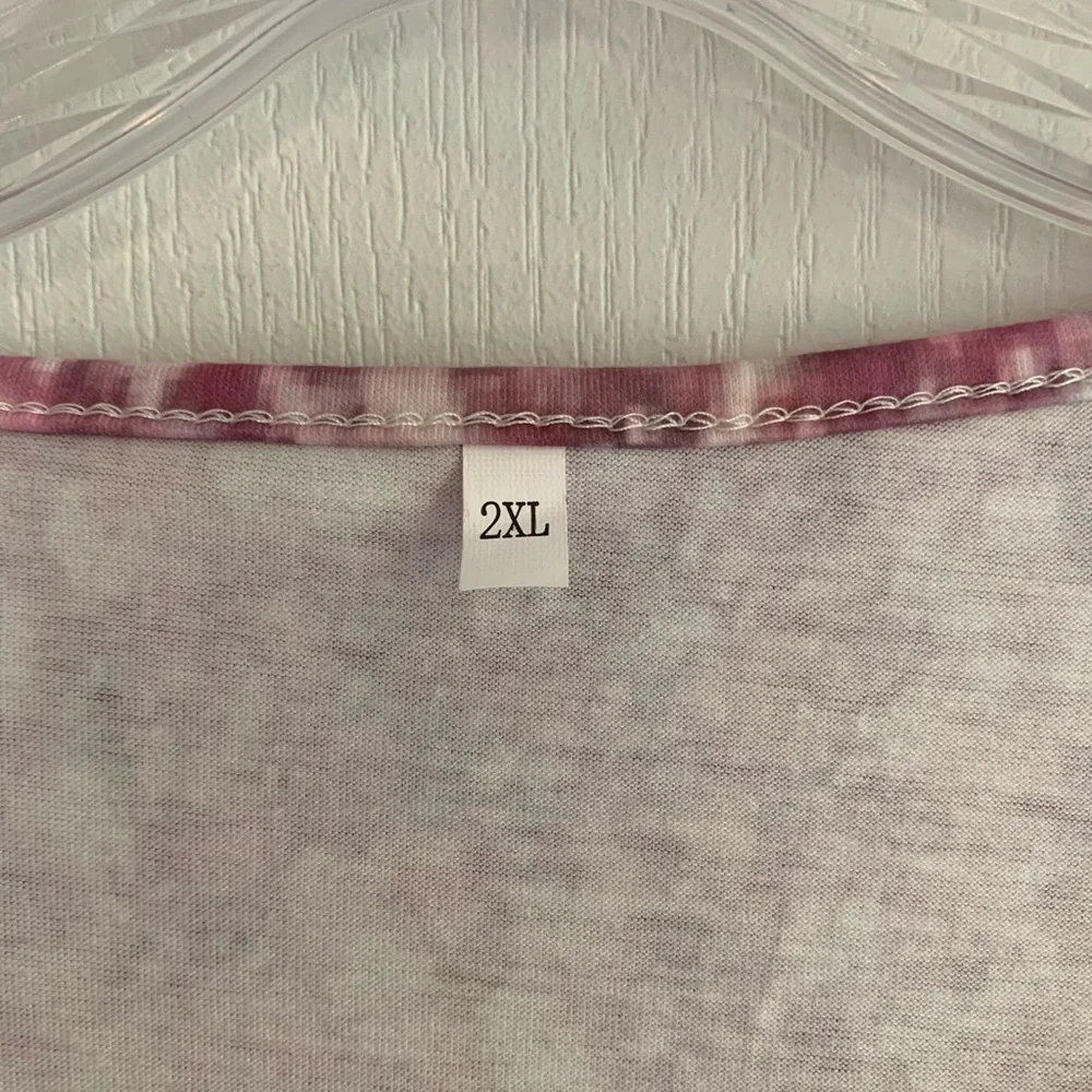 Top. - Picture 2 of 6